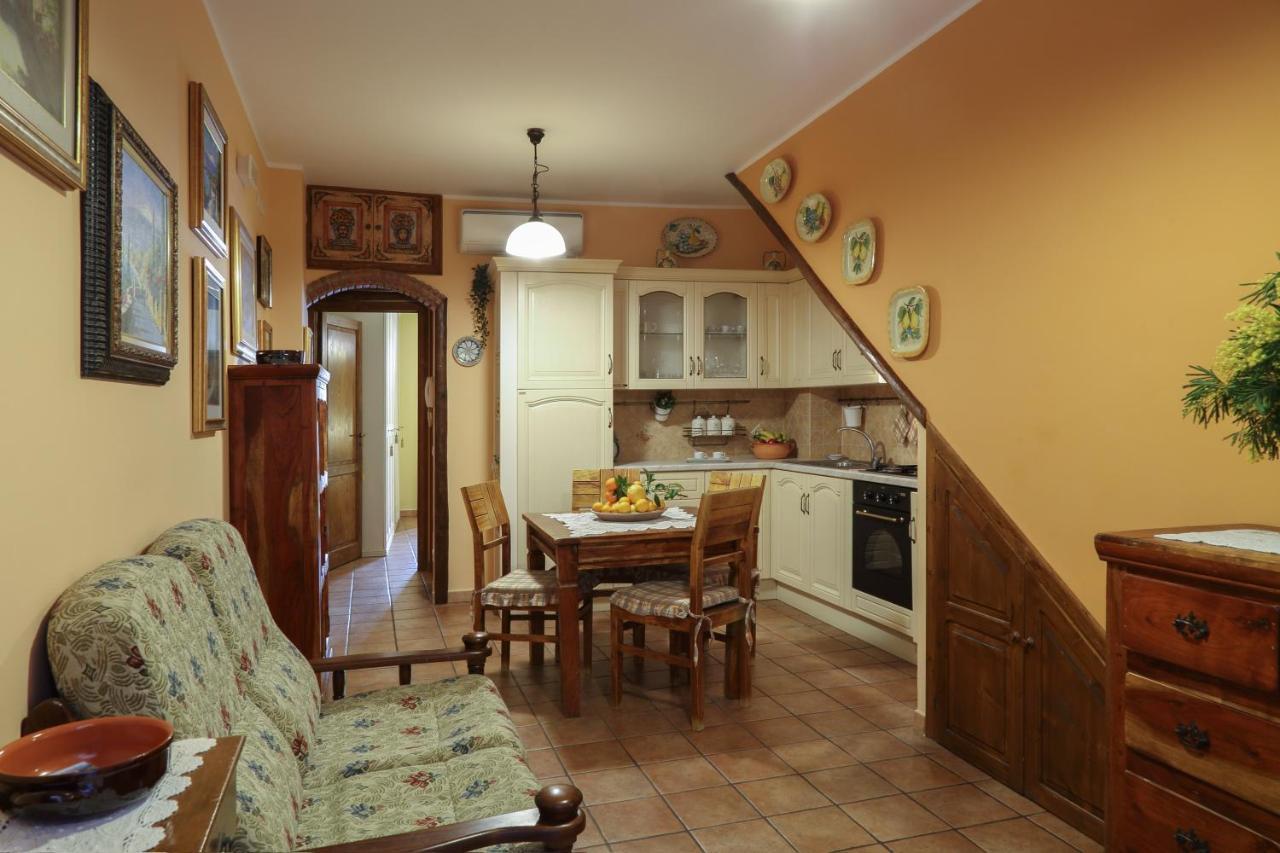 Casa Antico Borgo Cuseni Apartment ตาออร์มินา ภายนอก รูปภาพ