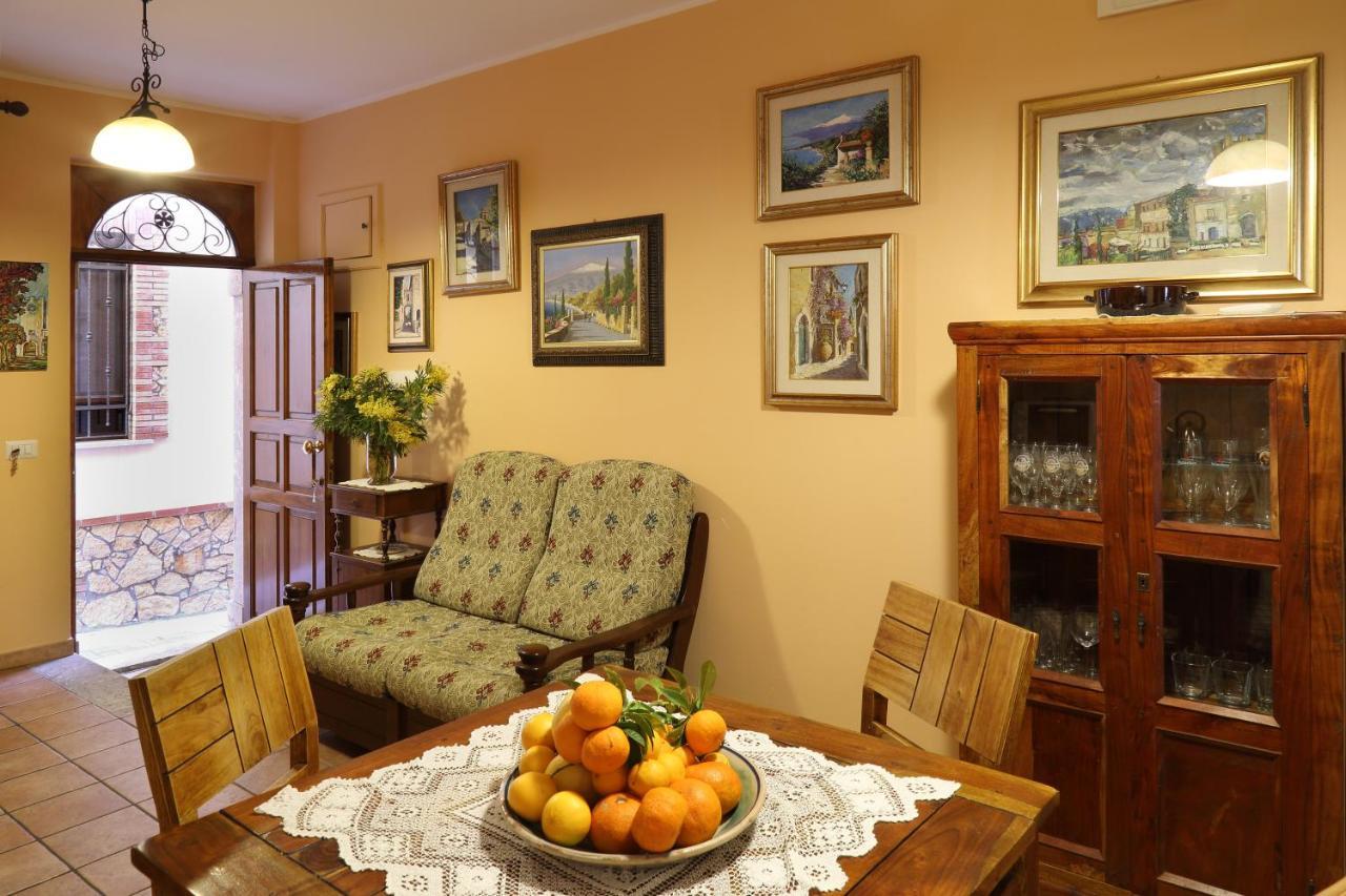Casa Antico Borgo Cuseni Apartment ตาออร์มินา ภายนอก รูปภาพ